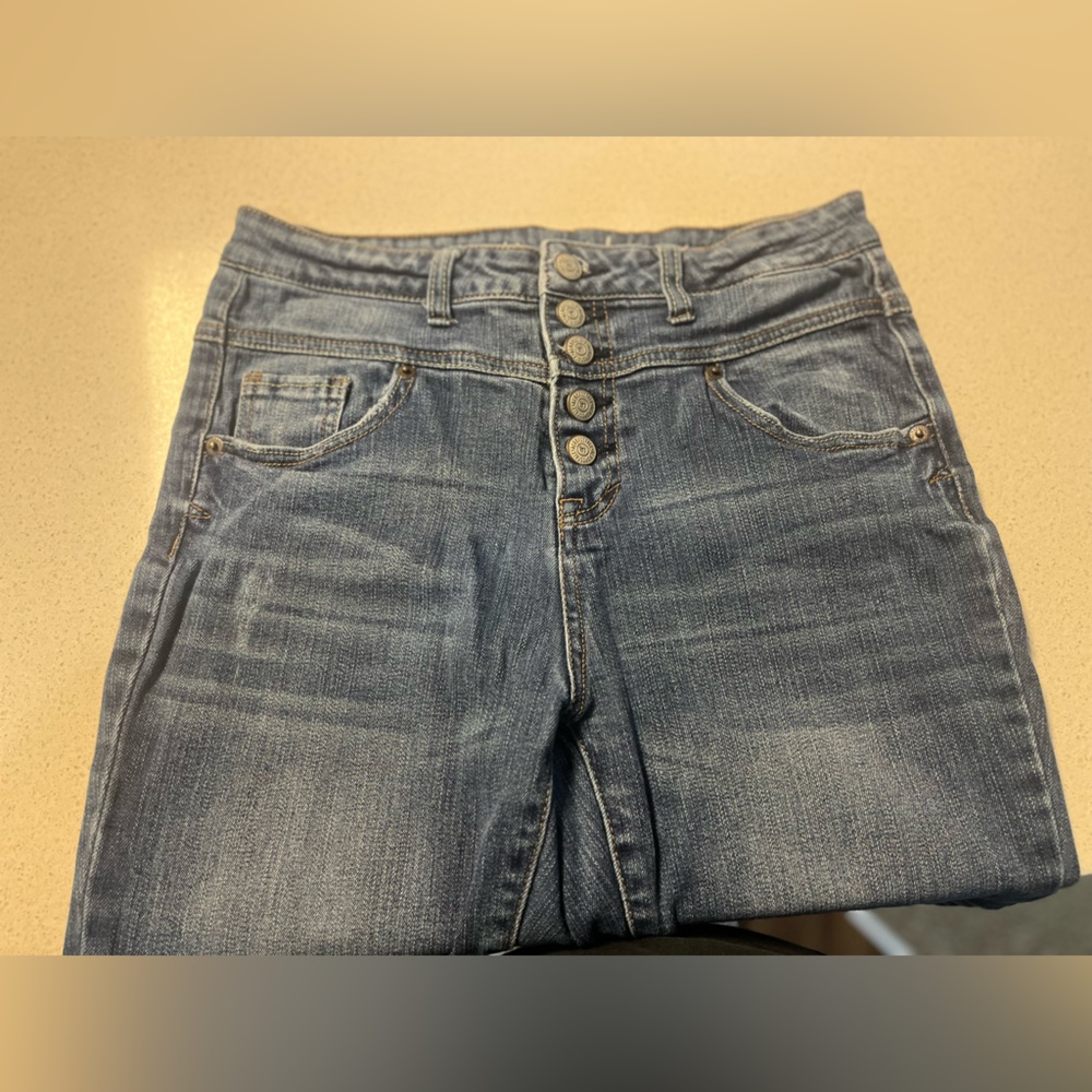 High-rise cropped jeans